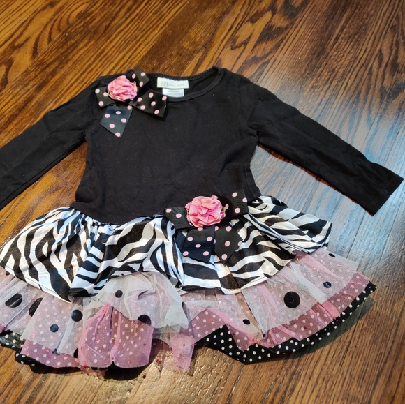 Girl's clothes - Picture 8 of 16